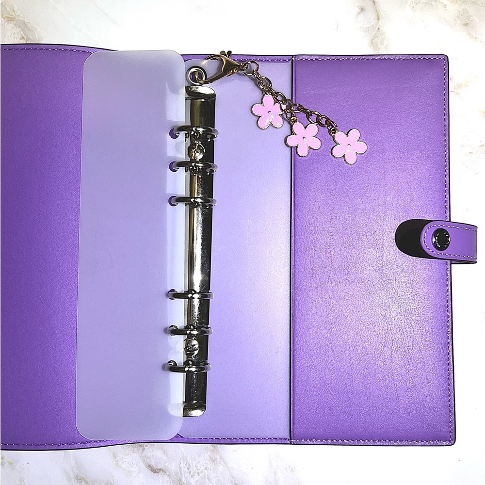 COACH NOTEBOOK Binder Adapter Insert and Pockets | Clear/Frost/Silver - Picture 2 of 4